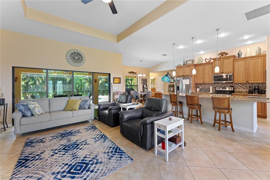 10011 Hidden Pines LN
