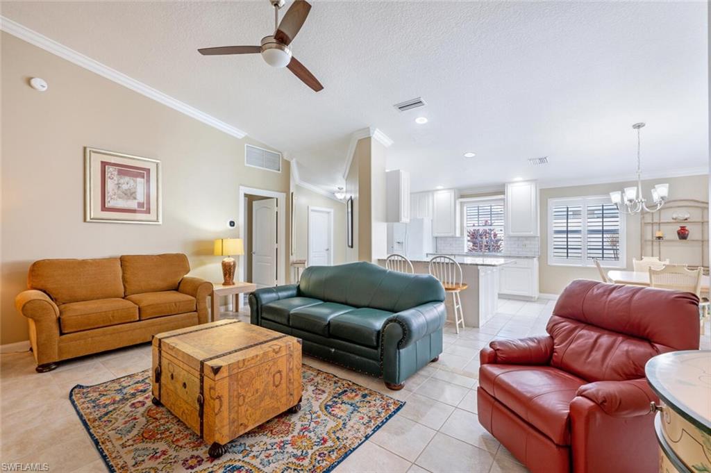 4577 Pasadena CT