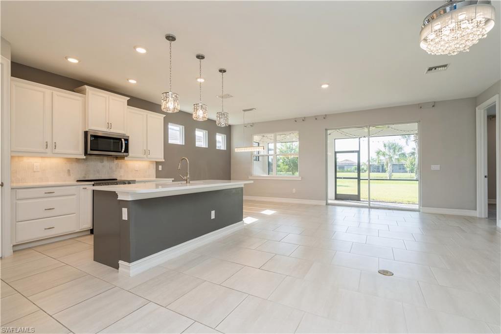 16504 Crescent Beach WAY