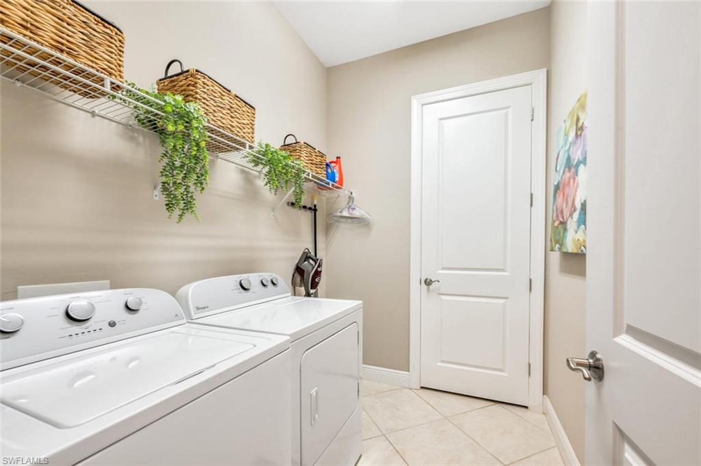 1383 Petone CT