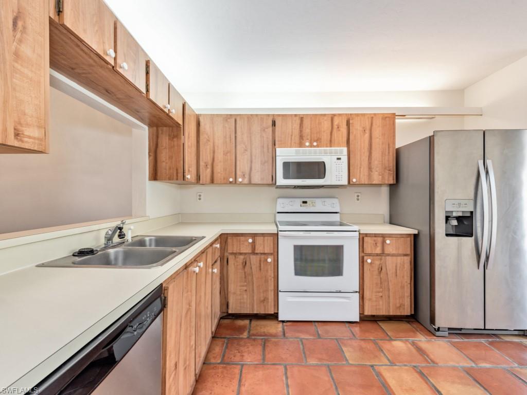 1808 Kings Lake BLVD # 203