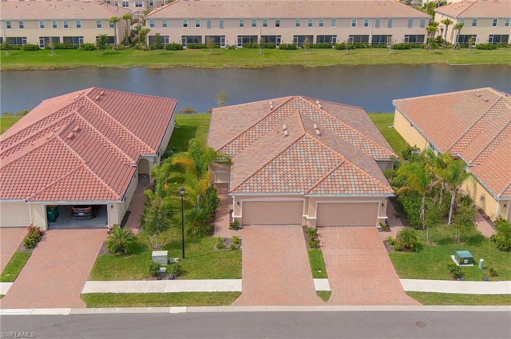 2637 Vine AVE