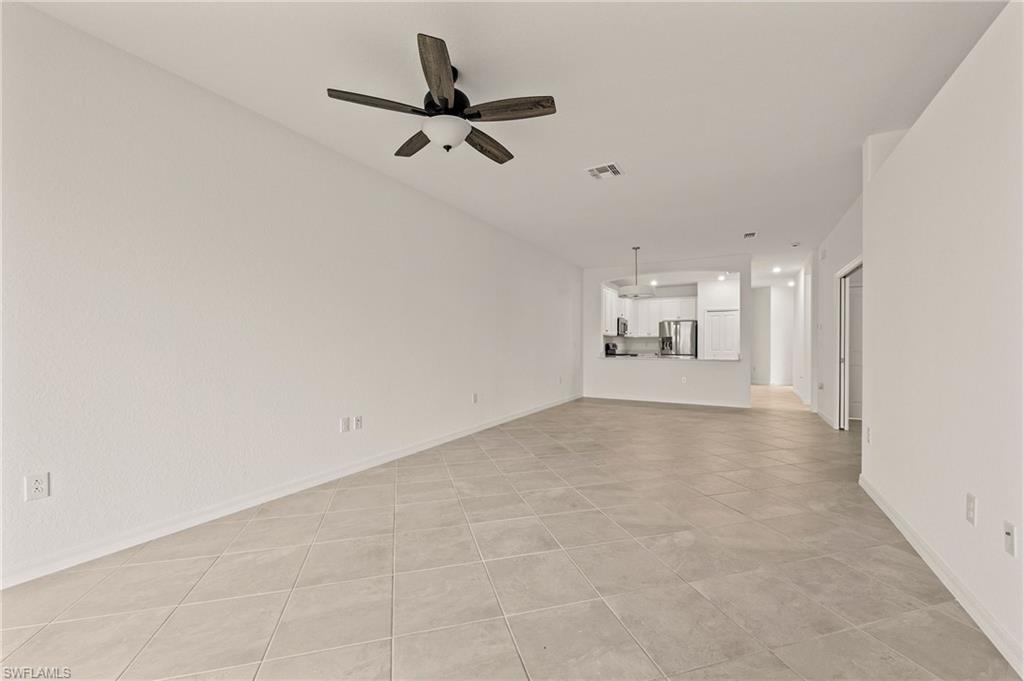 2637 Vine AVE