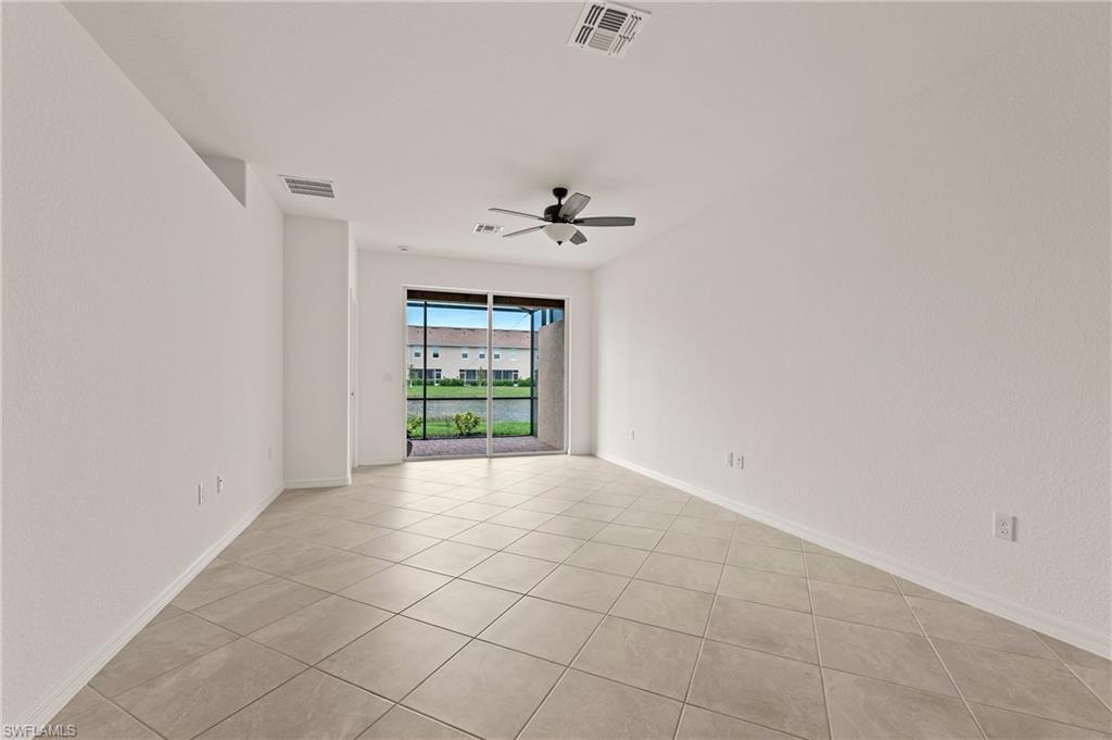 2637 Vine AVE