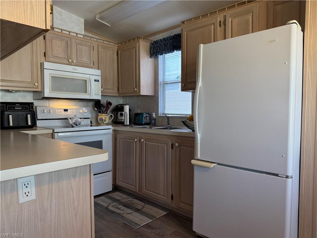560 Cattleya Refuge # 560