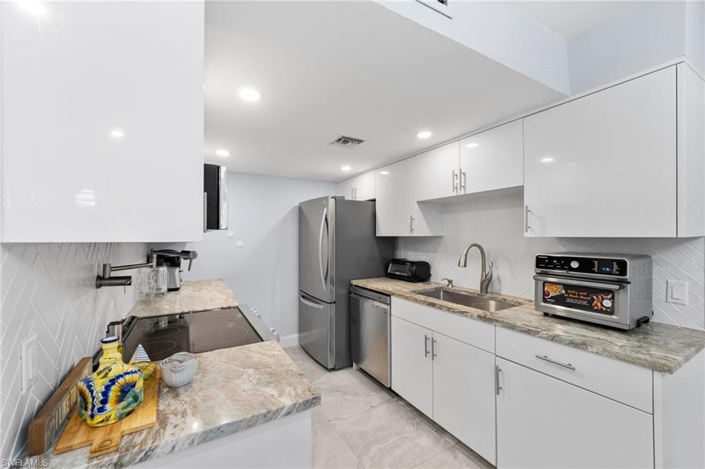 1605 Chesapeake AVE # 3