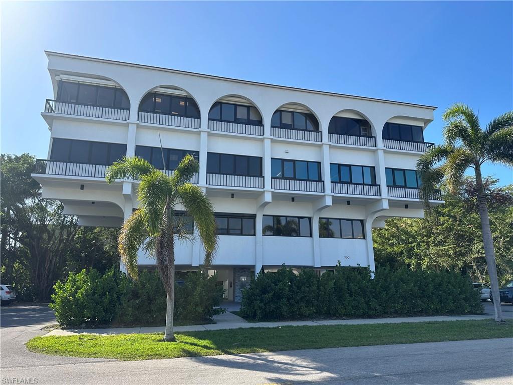 700 11th ST S 202 & 203