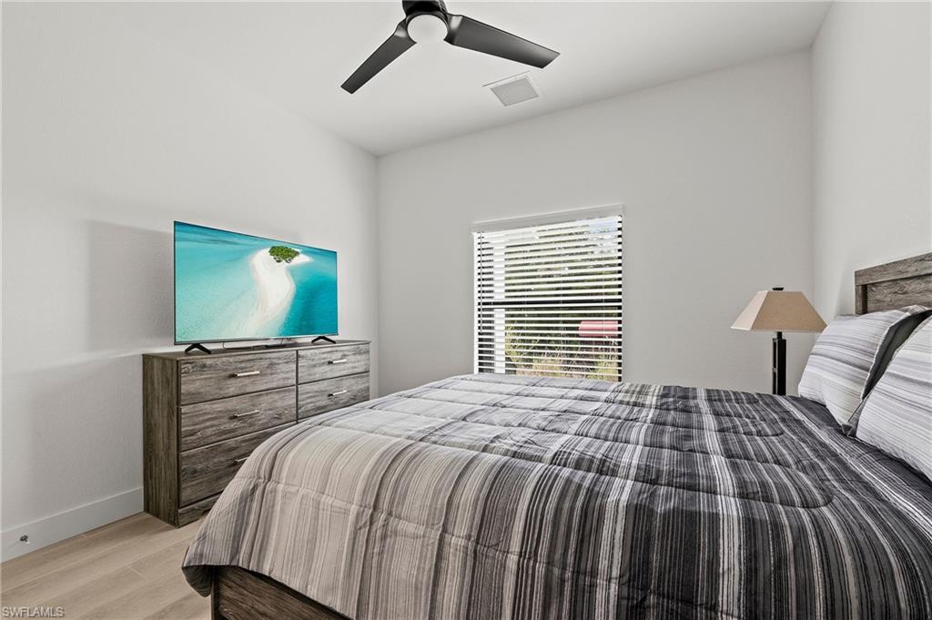 27071 Holly LN