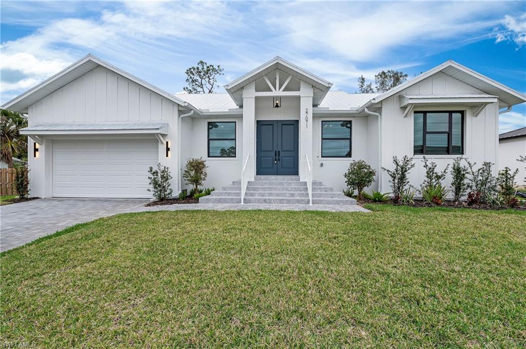 27071 Holly LN