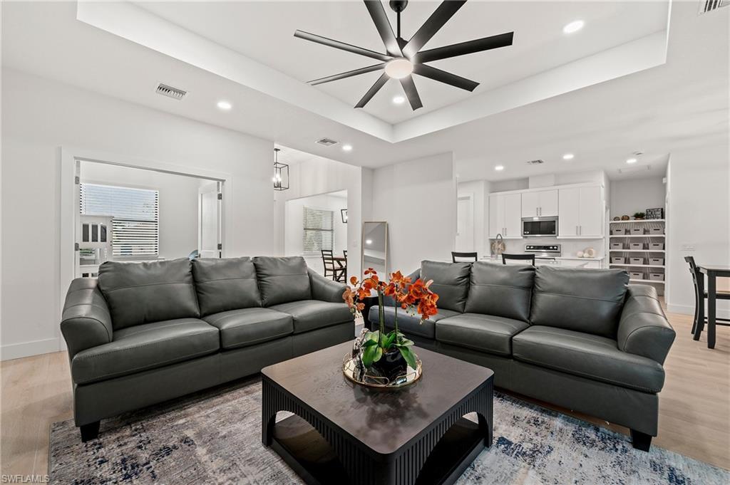 27071 Holly LN