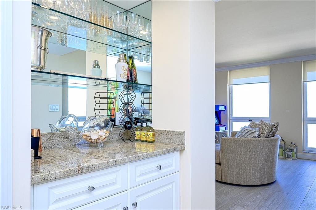 4005 Gulf Shore BLVD N # 606