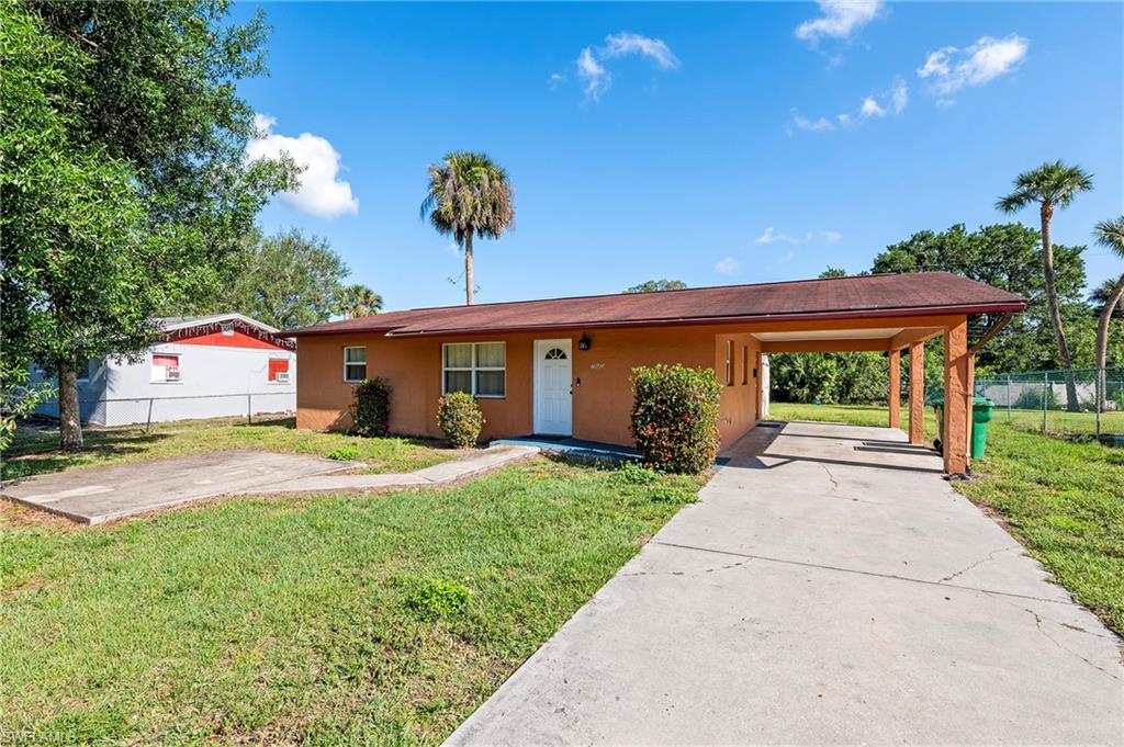 702 Breezewood DR
