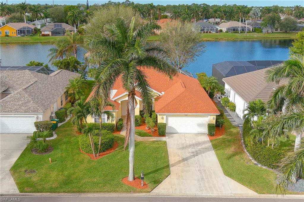 1442 Vintage LN