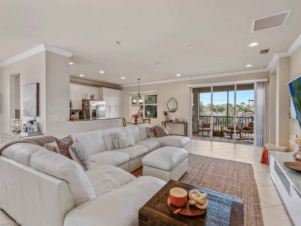 6536 Monterey PT # 201