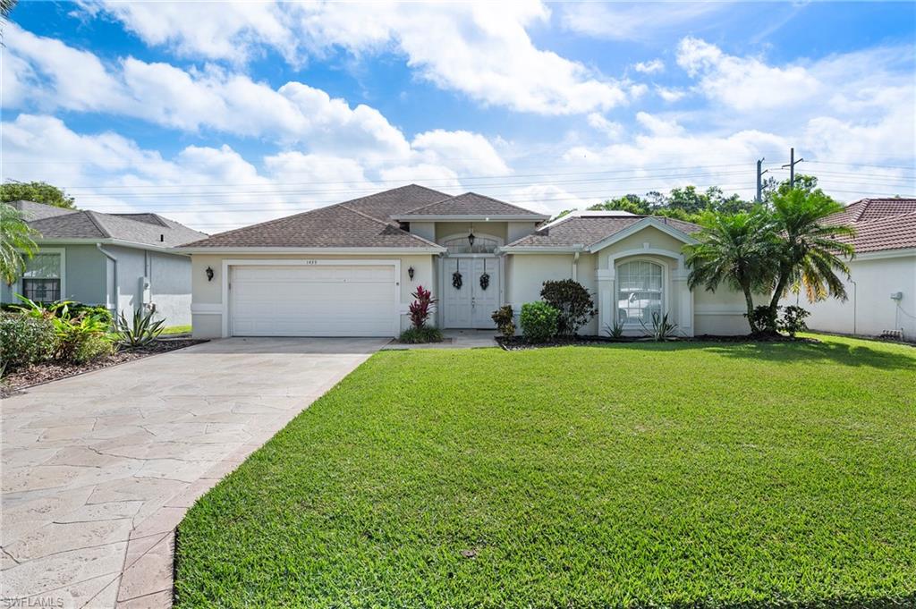 1435 Vintage LN