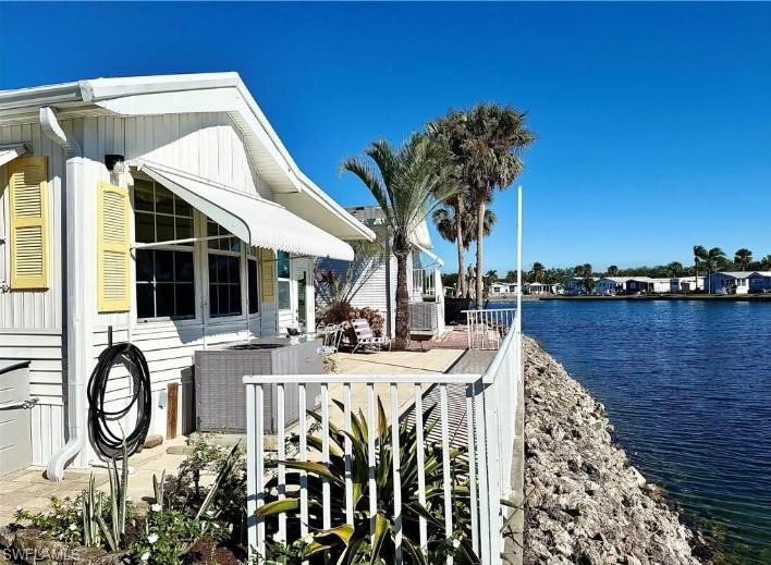 553 Cattleya Refuge