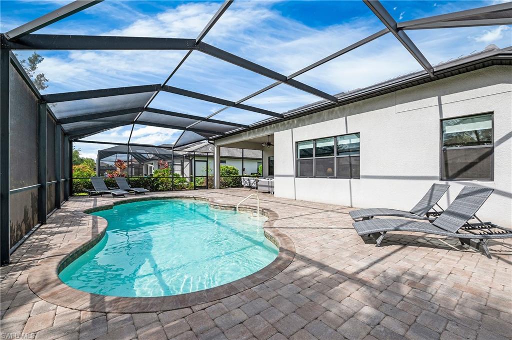 4424 Owens WAY