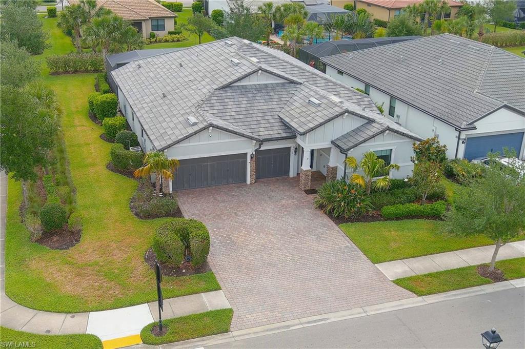 4424 Owens WAY