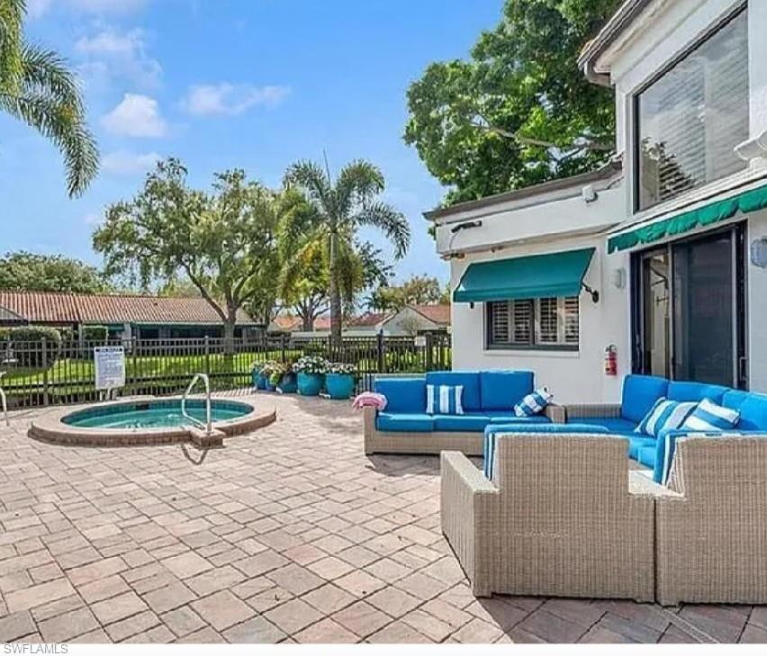 731 Reef Point CIR