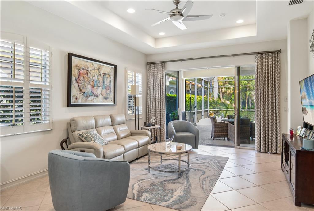 8563 Chase Preserve DR