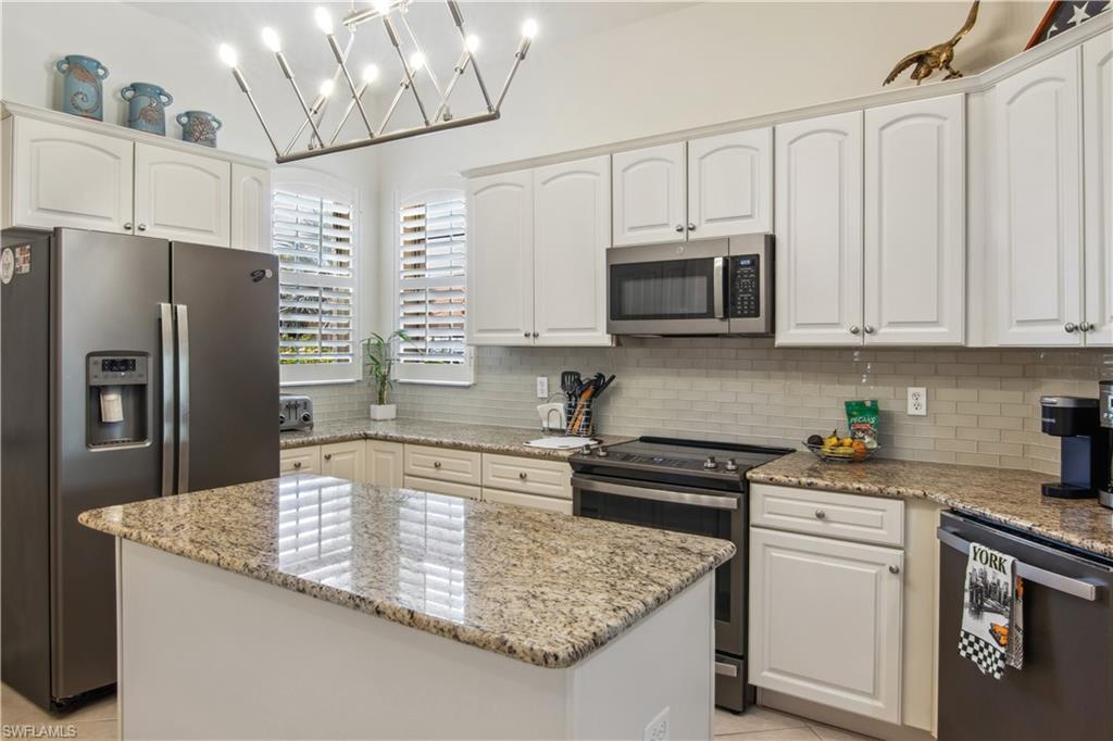 8563 Chase Preserve DR