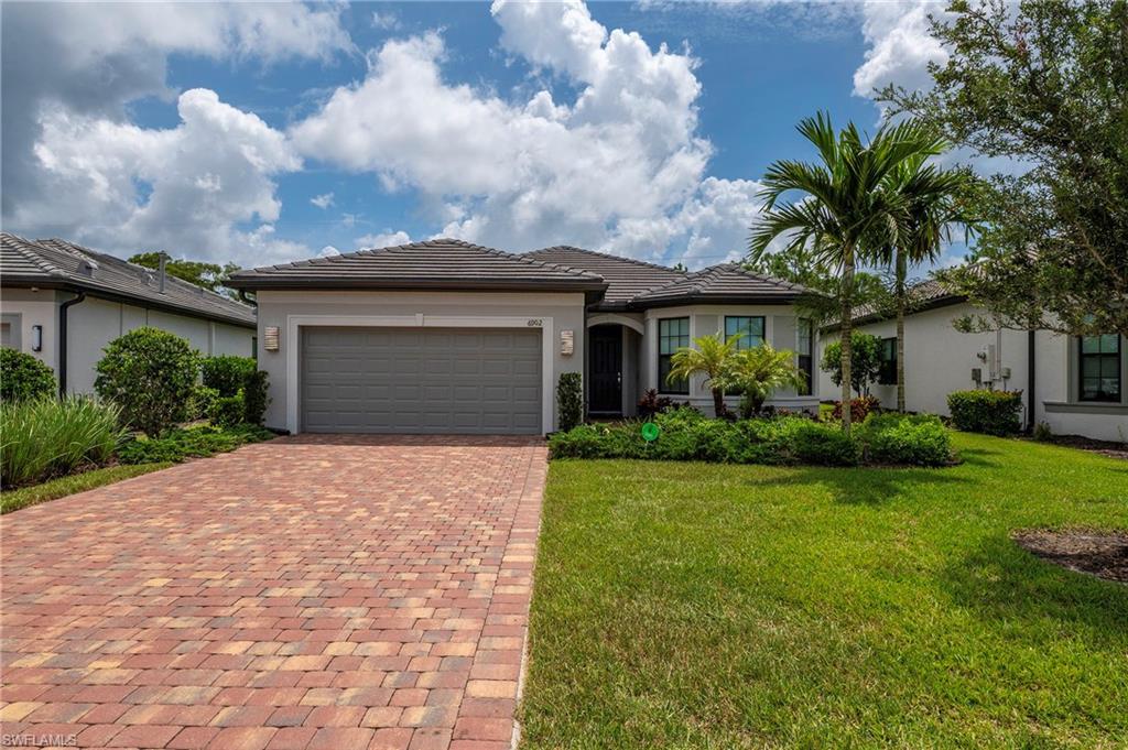 6902 Winding Cypress DR