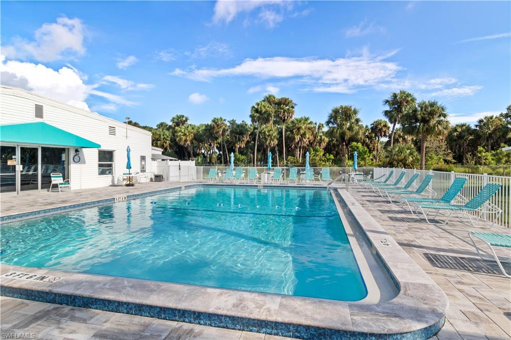 31 Turquoise AVE