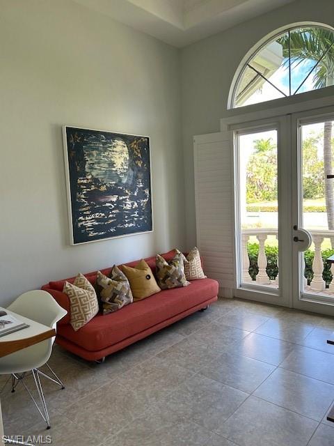 626 Park Shore DR
