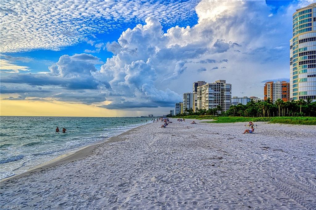 626 Park Shore DR