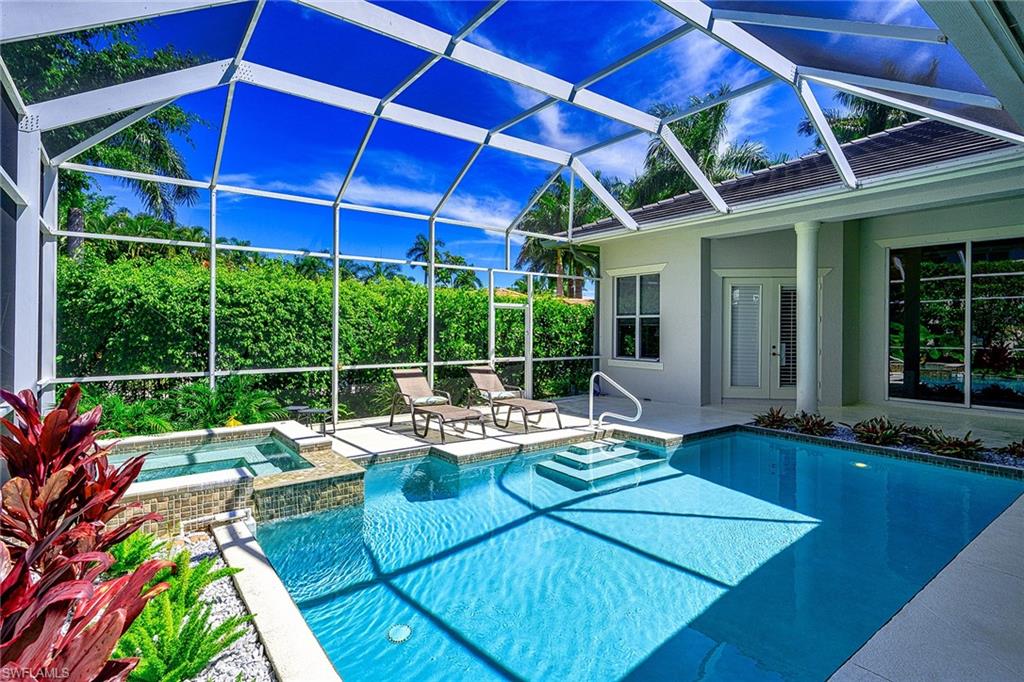 626 Park Shore DR