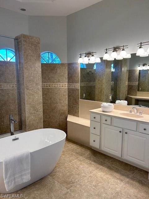 626 Park Shore DR