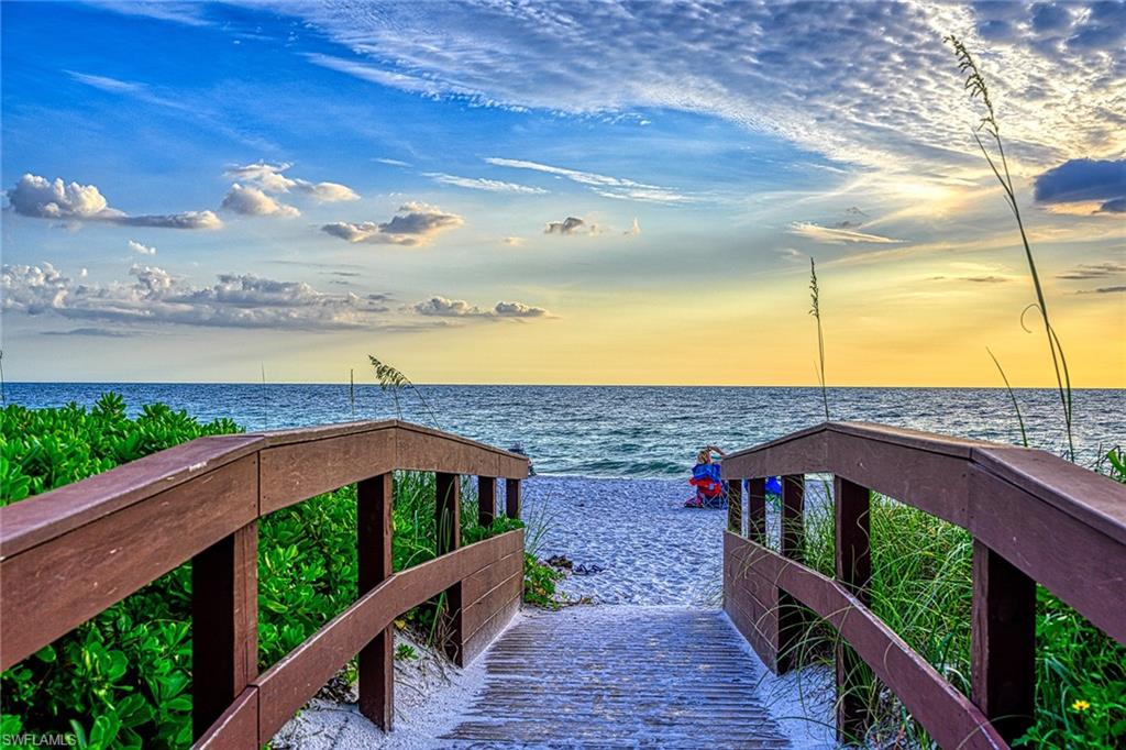 626 Park Shore DR