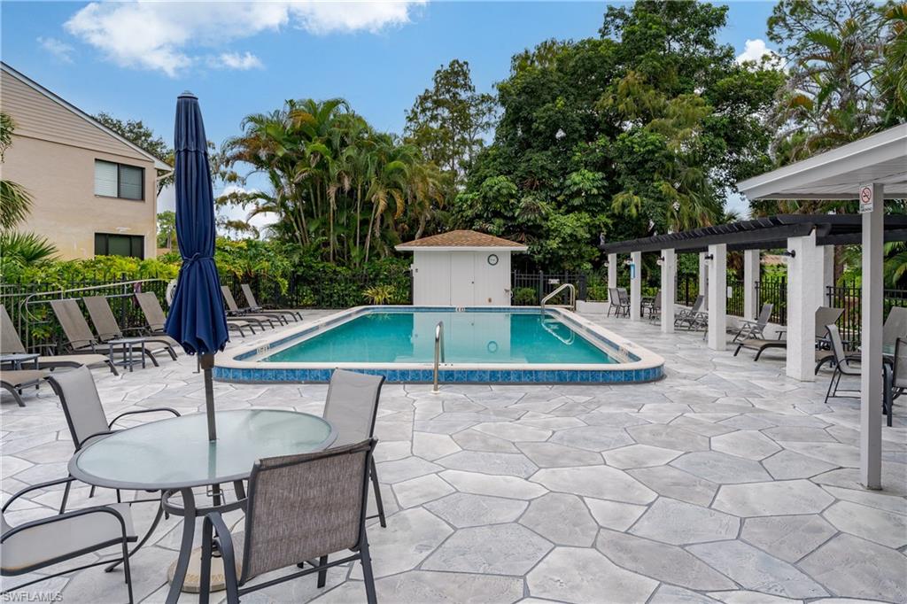 222 Foxtail CT
