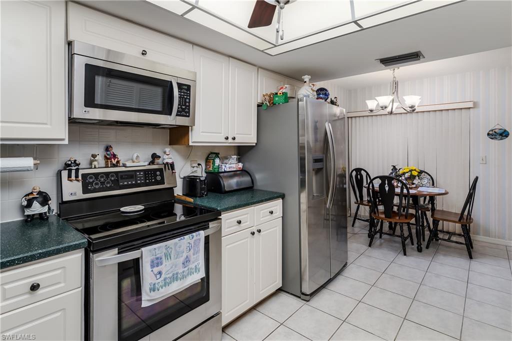222 Foxtail CT