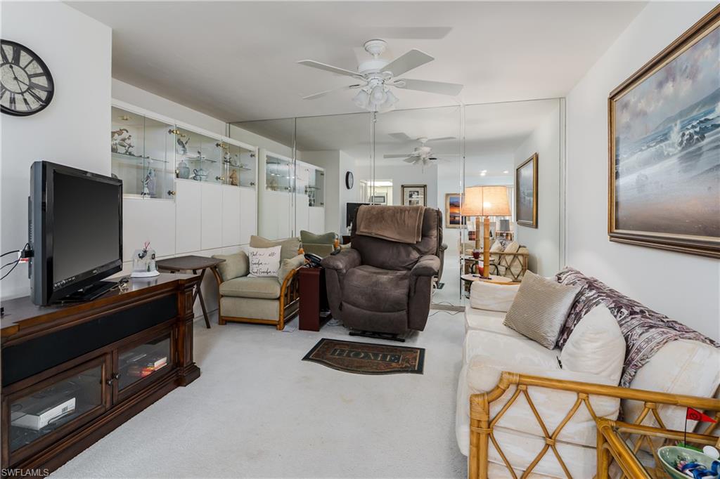 222 Foxtail CT