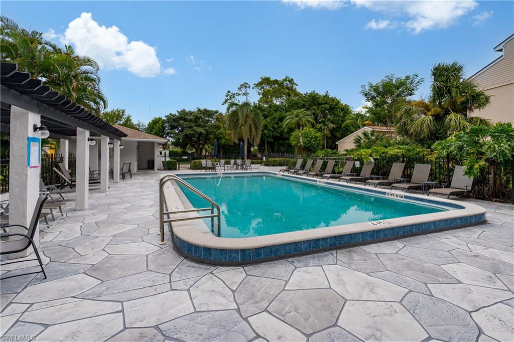 222 Foxtail CT