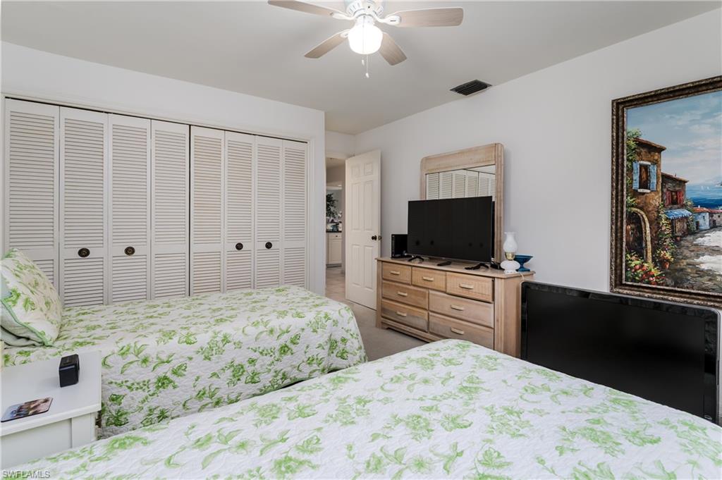 222 Foxtail CT