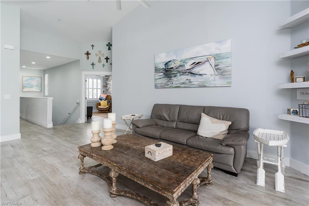 650 Lalique CIR 308