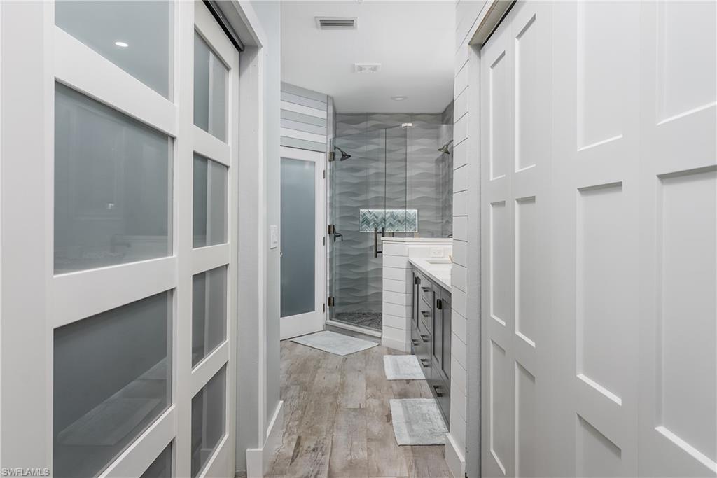 650 Lalique CIR 308