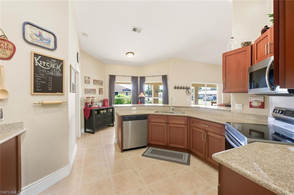 18447 Camellia RD