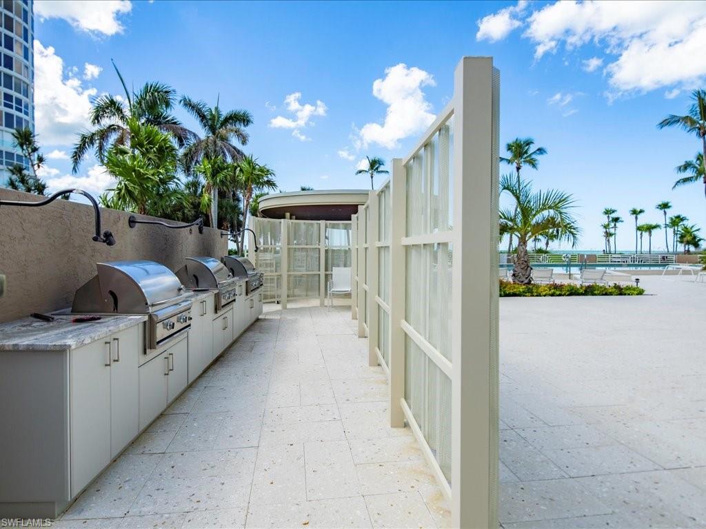 4651 Gulf Shore BLVD N # 6 Unit: PH-6