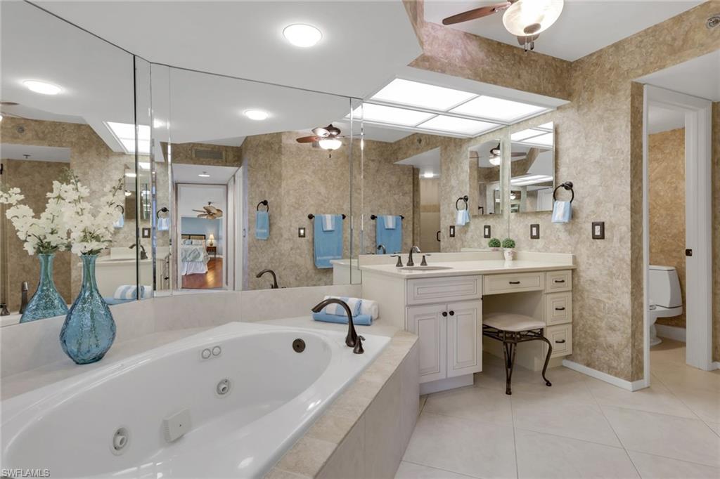 4651 Gulf Shore BLVD N # 6 Unit: PH-6