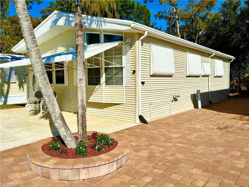 46 Imperial Wilderness BLVD 46