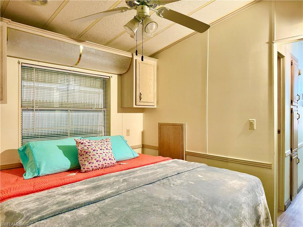 46 Imperial Wilderness BLVD 46
