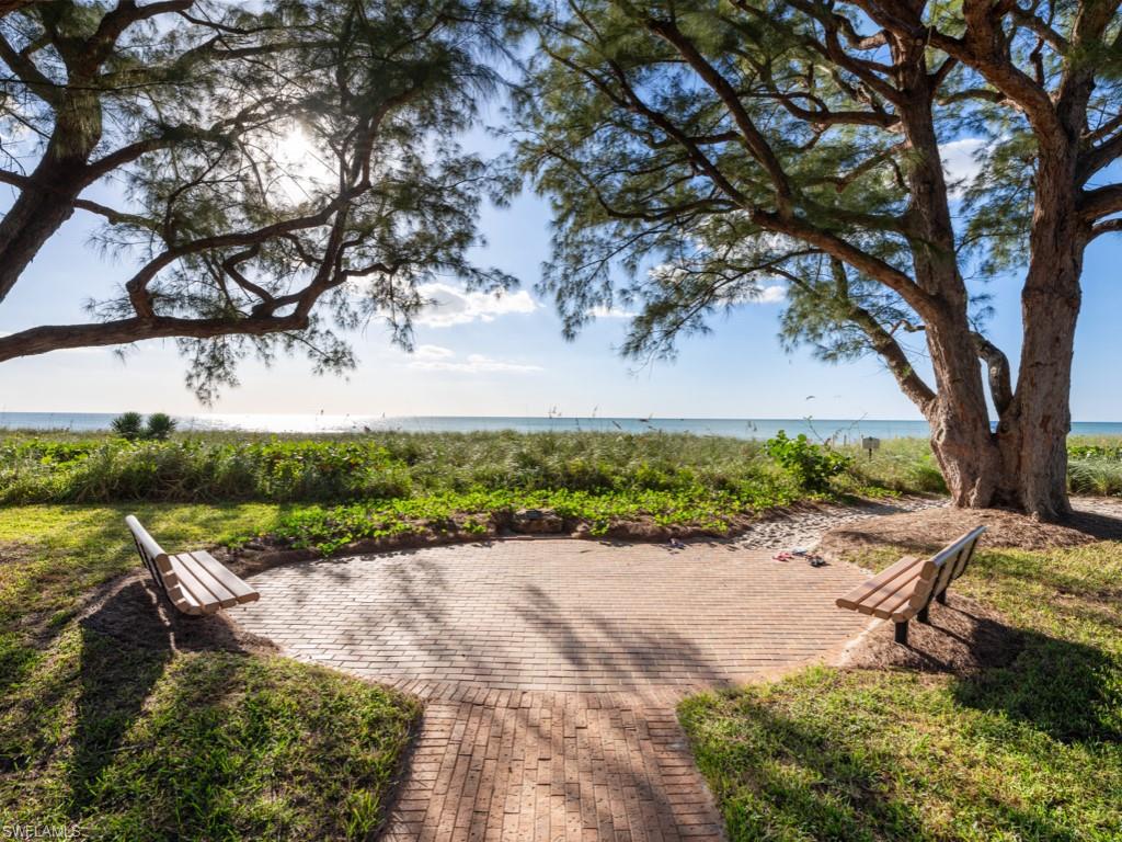 424 Spinnaker DR