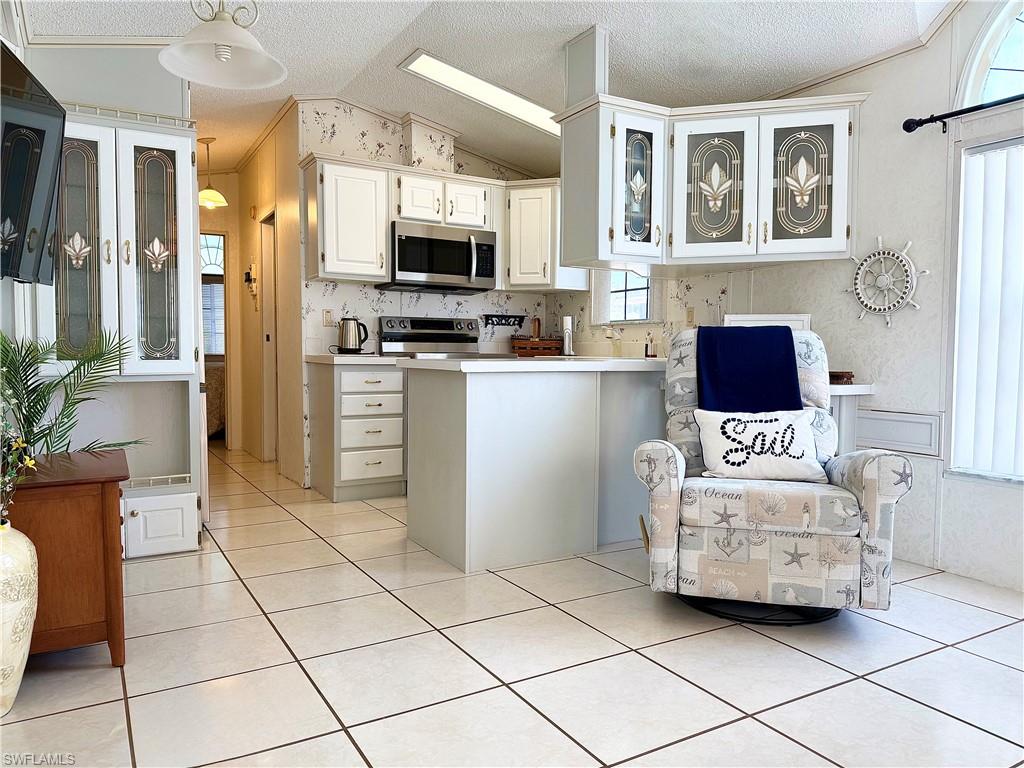 233 Cattleya Refuge 233