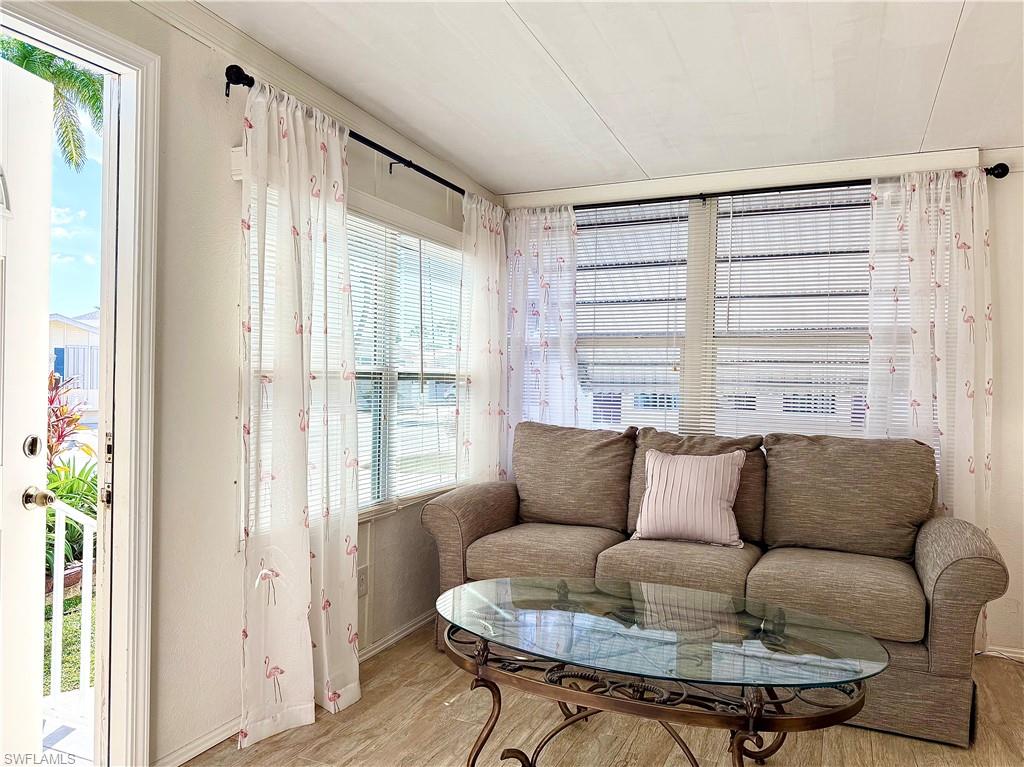 233 Cattleya Refuge 233