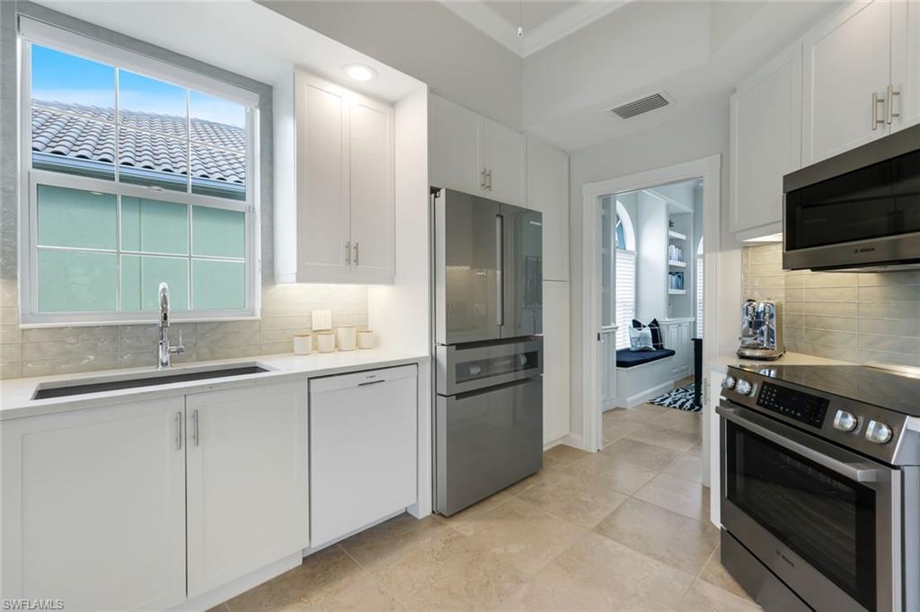 7063 Toscana CT