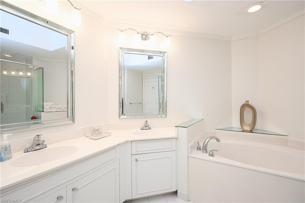 900 L Ambiance CIR # 106 Unit: 9-106