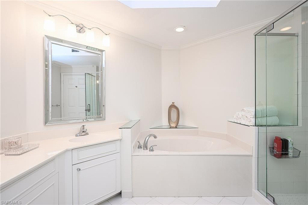 900 L Ambiance CIR # 106 Unit: 9-106